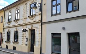 The Gusto Apartman